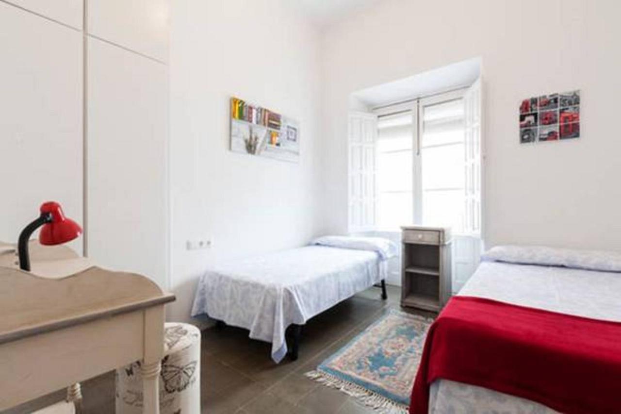 Apartamentos Rg Arenal Sewilla Pokój zdjęcie
