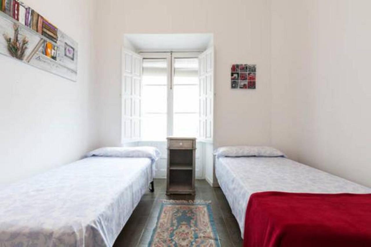 Apartamentos Rg Arenal Sewilla Pokój zdjęcie